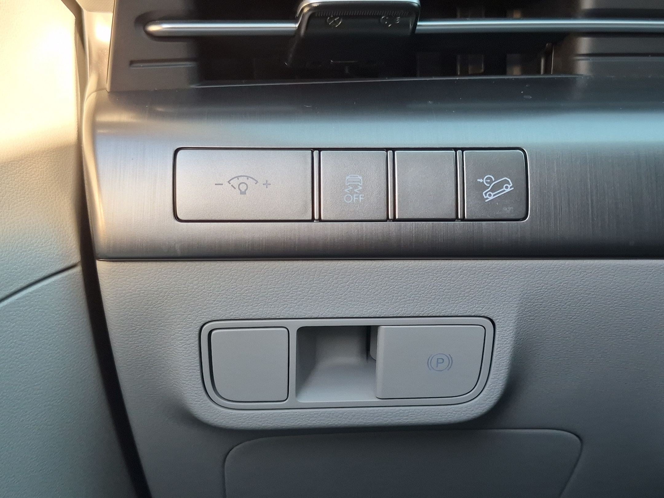 Certified 2026 Hyundai Kona SEL Sport FWD image 15