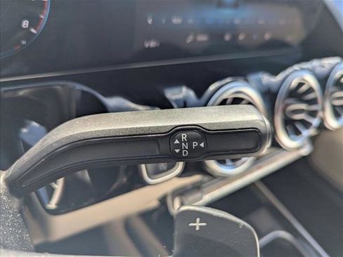 Used 2022 Mercedes-Benz GLA 250 image 12