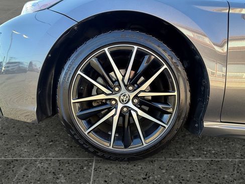 Used 2021 Toyota Camry SE w/ Cold Weather Package AWD/4WD image 15