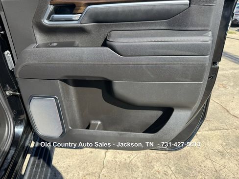 Used 2025 Chevrolet Silverado 2500 High Country w/ Midnight Edition image 46