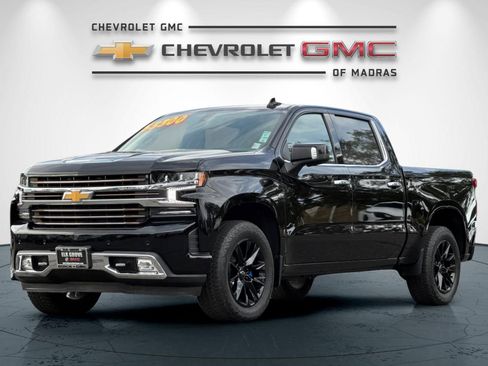 Used 2022 Chevrolet Silverado 1500 High Country w/ Z71 Off-Road Package image 7