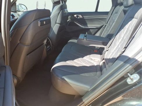 Used 2024 BMW X5 xDrive40i AWD/4WD image 22