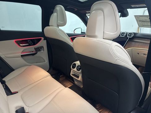 New 2026 Mercedes-Benz GLC 300 4MATIC image 25