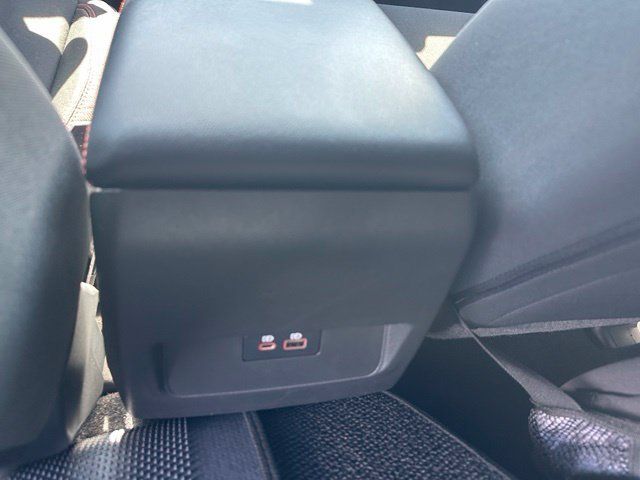 Used 2025 Nissan Frontier PRO-4X AWD/4WD image 15