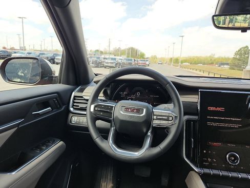 New 2026 GMC Acadia Elevation image 11