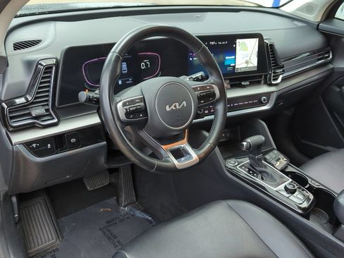 Used 2023 Kia Sportage EX FWD image 9
