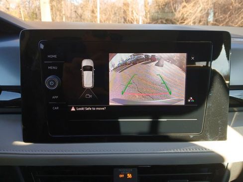 New 2026 Volkswagen Taos S image 19