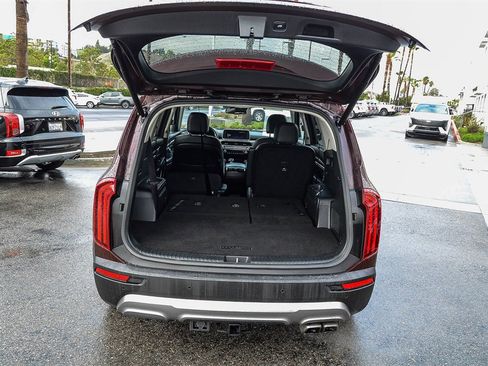 Used 2022 Kia Telluride EX w/ EX Premium Package image 26