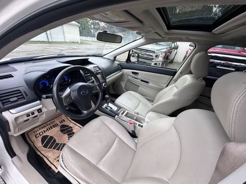 Used 2014 Subaru Crosstrek Touring AWD/4WD image 8
