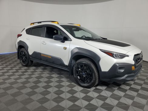 Used 2024 Subaru Crosstrek 2.5i Wilderness AWD/4WD image 2