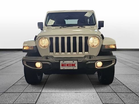 Used 2020 Jeep Wrangler Unlimited Sahara image 2