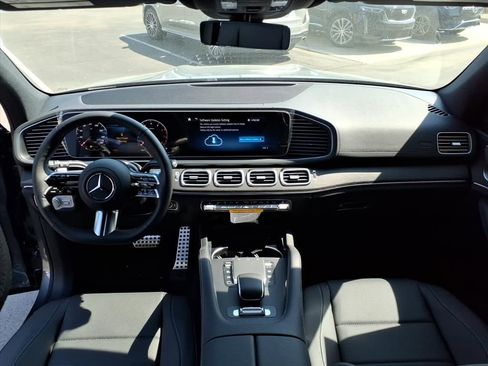 New 2026 Mercedes-Benz GLS 450 4MATIC image 27