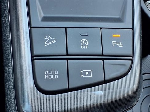 Certified 2026 Kia Sportage EX FWD image 7