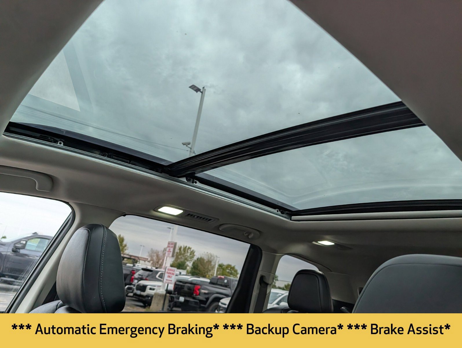 Used 2024 Subaru Ascent Touring AWD/4WD image 5