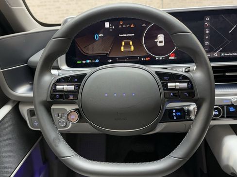 Certified 2025 Hyundai Ioniq 6 SEL image 18