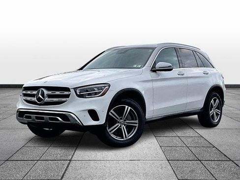 Certified 2022 Mercedes-Benz GLC 300 4MATIC image 2
