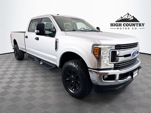 Used 2017 Ford F250 XLT w/ FX4 Off-Road Package AWD/4WD image 1