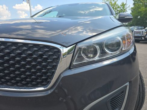 Used 2018 Kia Sorento AWD image 29