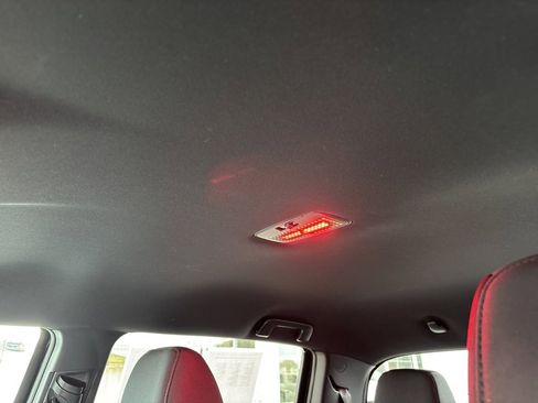 Used 2020 Toyota Tacoma TRD Off-Road image 18