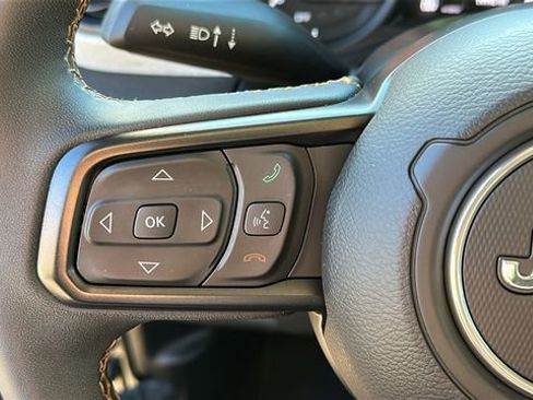 Used 2024 Jeep Wrangler Unlimited w/ Convenience Group image 12