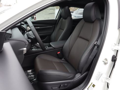 New 2026 MAZDA MAZDA3 2.5 S Hatchback w/ Premium Pkg FWD image 8