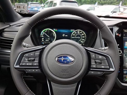 Used 2025 Subaru Forester Limited AWD/4WD image 20