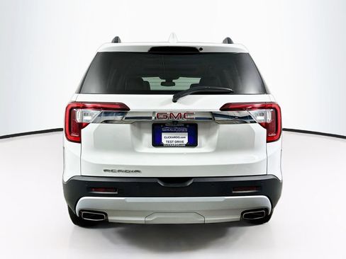 Used 2021 GMC Acadia SLT w/ LPO, Floor Liner Package FWD image 15
