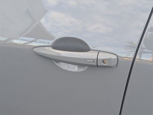 Used 2024 Nissan Rogue SL w/ SL Premium Package image 36