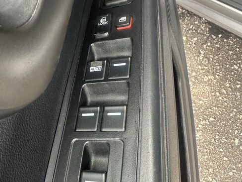 Used 2014 Honda Ridgeline SE image 16