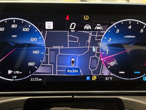 New 2025 Mercedes-Benz C 300 4MATIC Sedan image 35