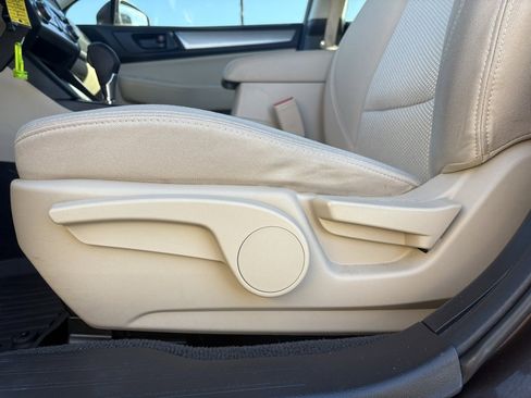 Used 2019 Subaru Outback 2.5i image 11