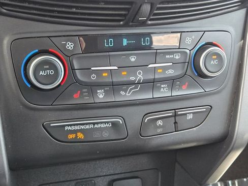 Used 2019 Ford Escape SE AWD/4WD image 27