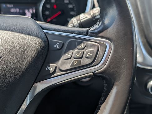 Used 2019 Chevrolet Equinox LT AWD/4WD image 30