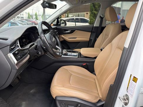 Used 2021 Audi Q7 3.0T Prestige w/ Prestige Package AWD/4WD image 12