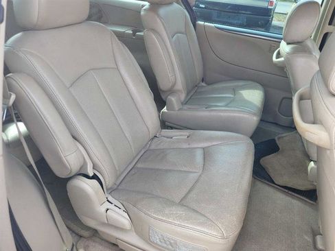 Used 2004 MAZDA MPV ES FWD image 11