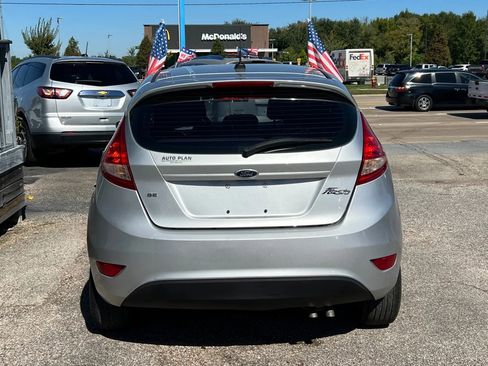 Used 2013 Ford Fiesta SE image 7