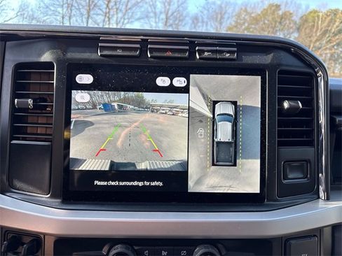 Used 2024 Ford F250 XLT w/ Black Appearance Package image 17