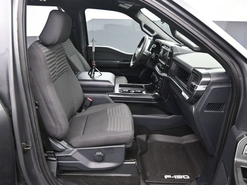 Certified 2022 Ford F150 XL w/ STX Black Appearance Package AWD/4WD image 3