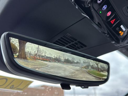 New 2026 Cadillac Lyriq Premium Luxury image 25