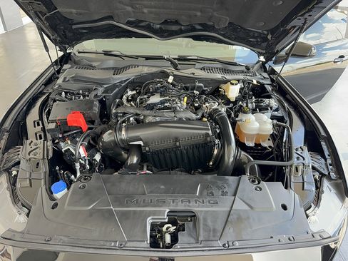 Certified 2024 Ford Mustang Coupe RWD image 33
