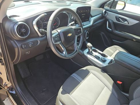 Used 2025 Chevrolet Blazer LT FWD image 15