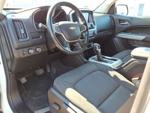 Certified 2022 Chevrolet Colorado LT w/ LT Convenience Package image 12