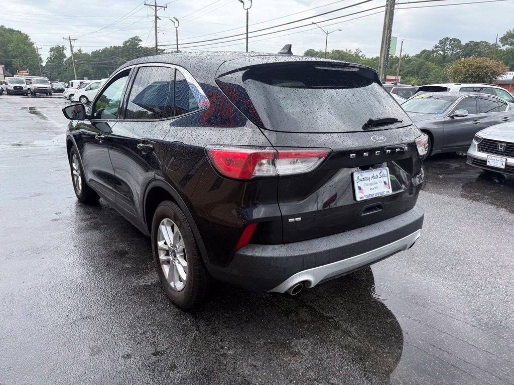 Used 2021 Ford Escape SE w/ Convenience Package FWD image 5
