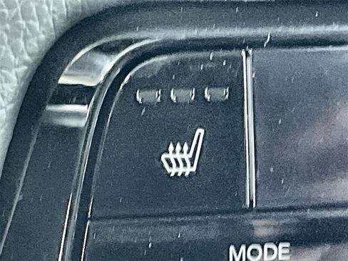 New 2025 Honda Pilot EX-L image 14