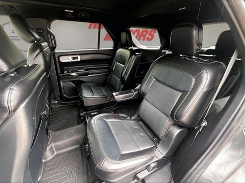 Used 2020 Ford Explorer Limited AWD/4WD image 23