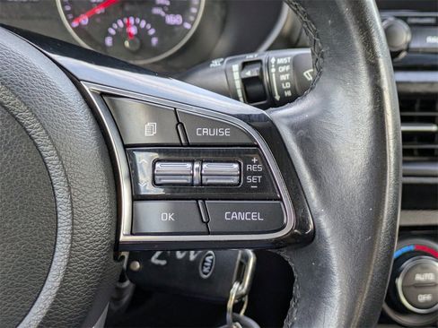 Used 2019 Kia Forte S image 25