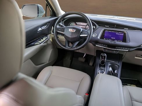 Certified 2023 Cadillac XT4 Luxury w/ Driver Awareness Package image 28