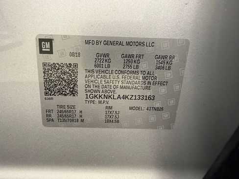 Used 2019 GMC Acadia SLE FWD image 14