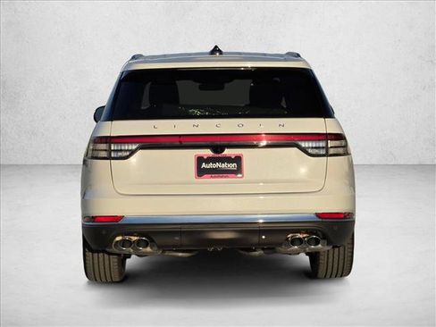 New 2026 Lincoln Aviator Reserve image 6