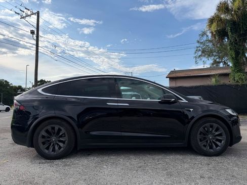 Used 2018 Tesla Model X 100D AWD/4WD image 4